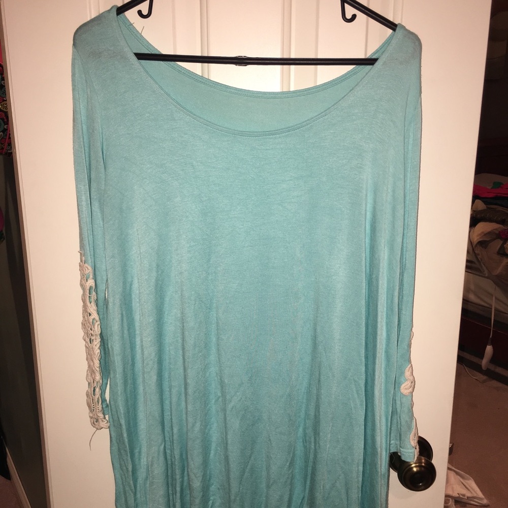 Dress - Picture 2 of 7